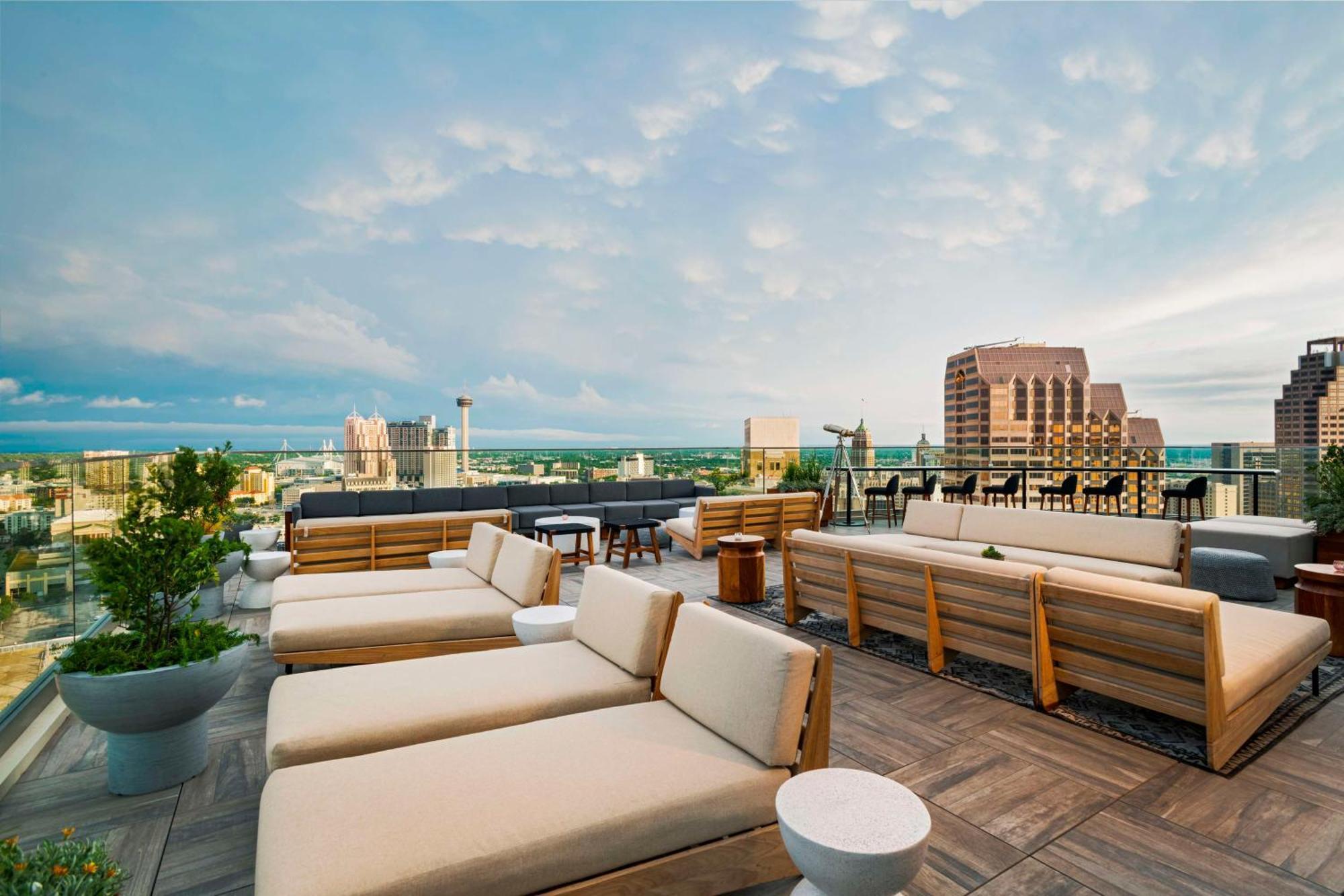 ทอมป์สัน ซานอันโตนิโอ Hotel ภายนอก รูปภาพ